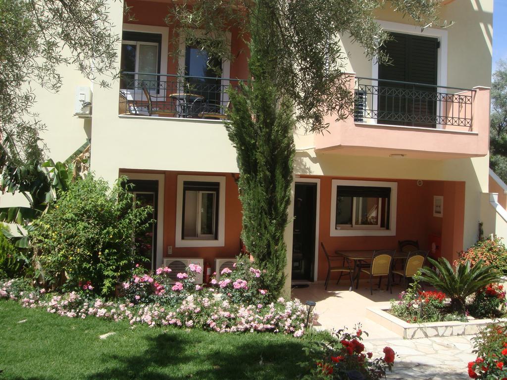 Philippos Hotel Apartments Nikiana Exterior photo