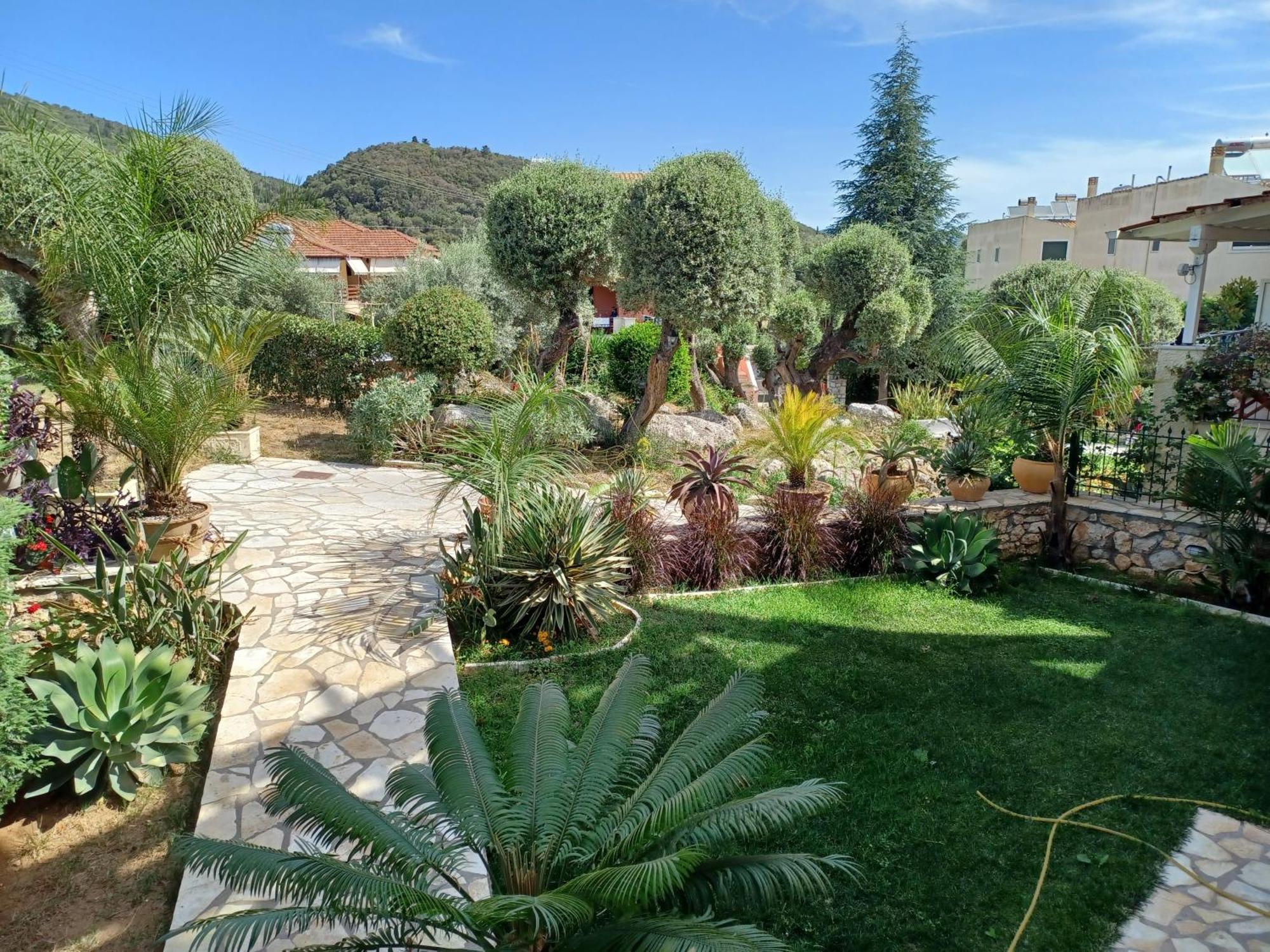 Philippos Hotel Apartments Nikiana Exterior photo