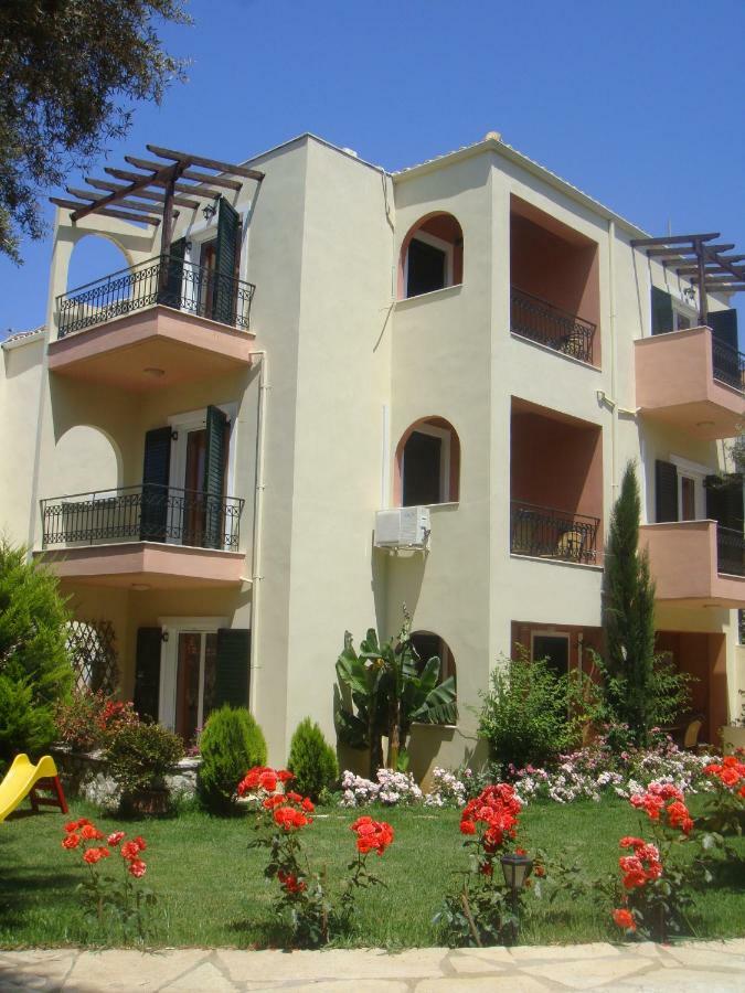 Philippos Hotel Apartments Nikiana Exterior photo